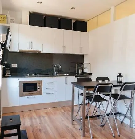 Apartment Nice Apartment In Gracia - Torrent De L'Olla